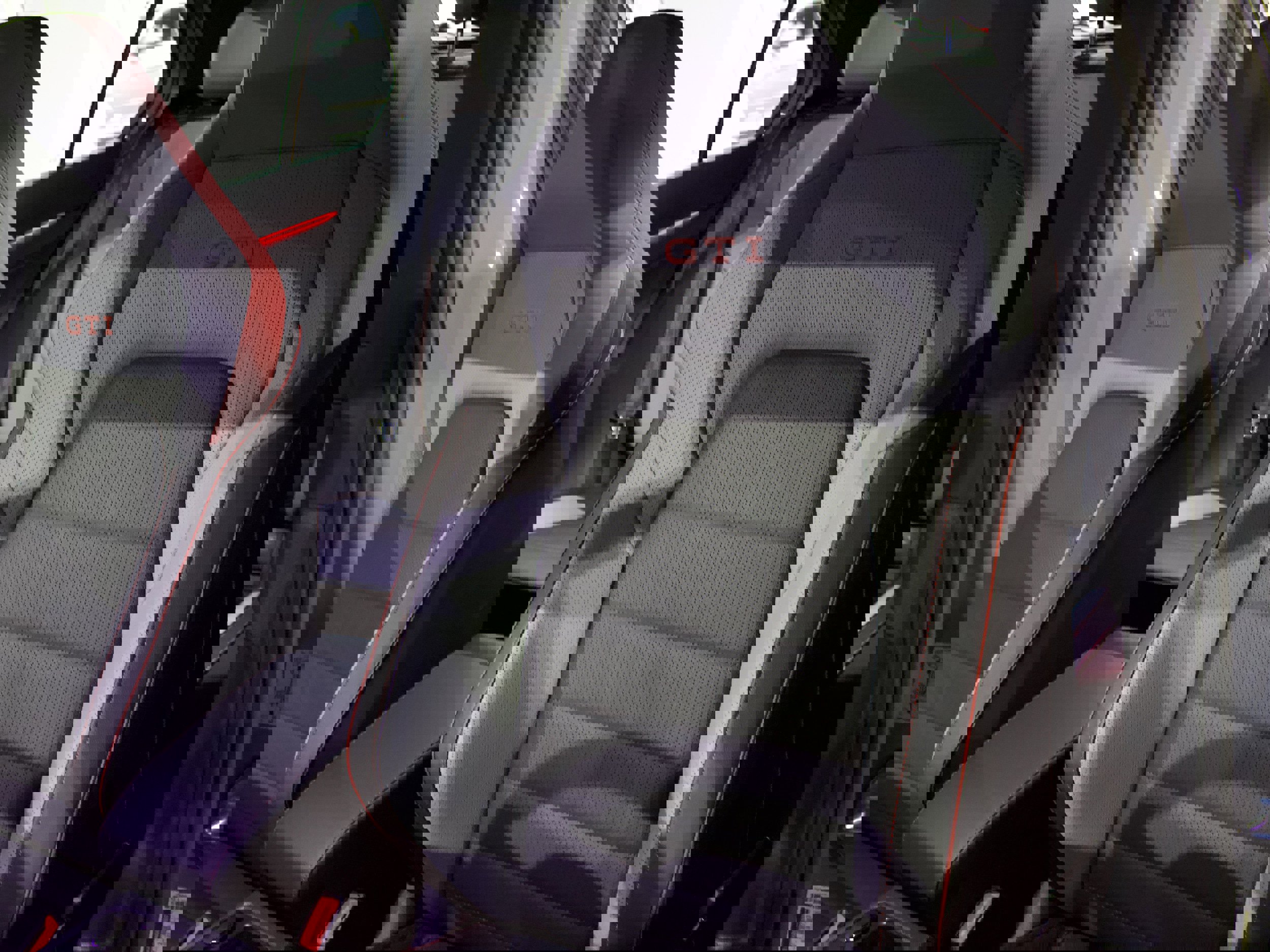 New 2026 Volkswagen GTI SE image 12