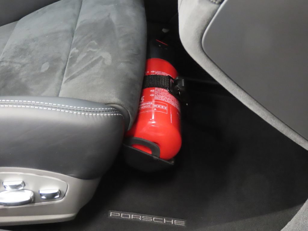 Certified 2014 Porsche 911 GT3 RWD image 45