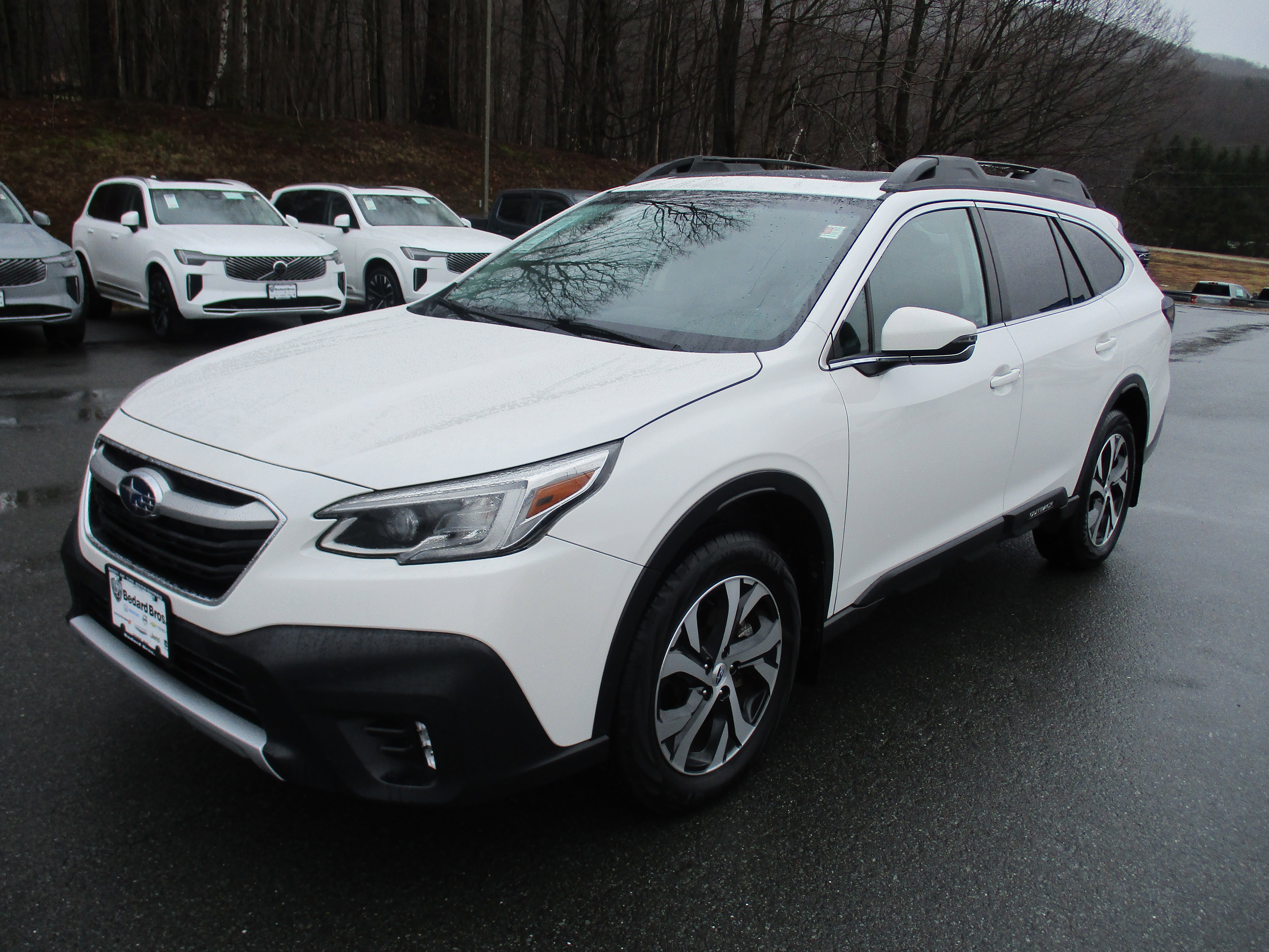 Used 2021 Subaru Outback Limited image 1