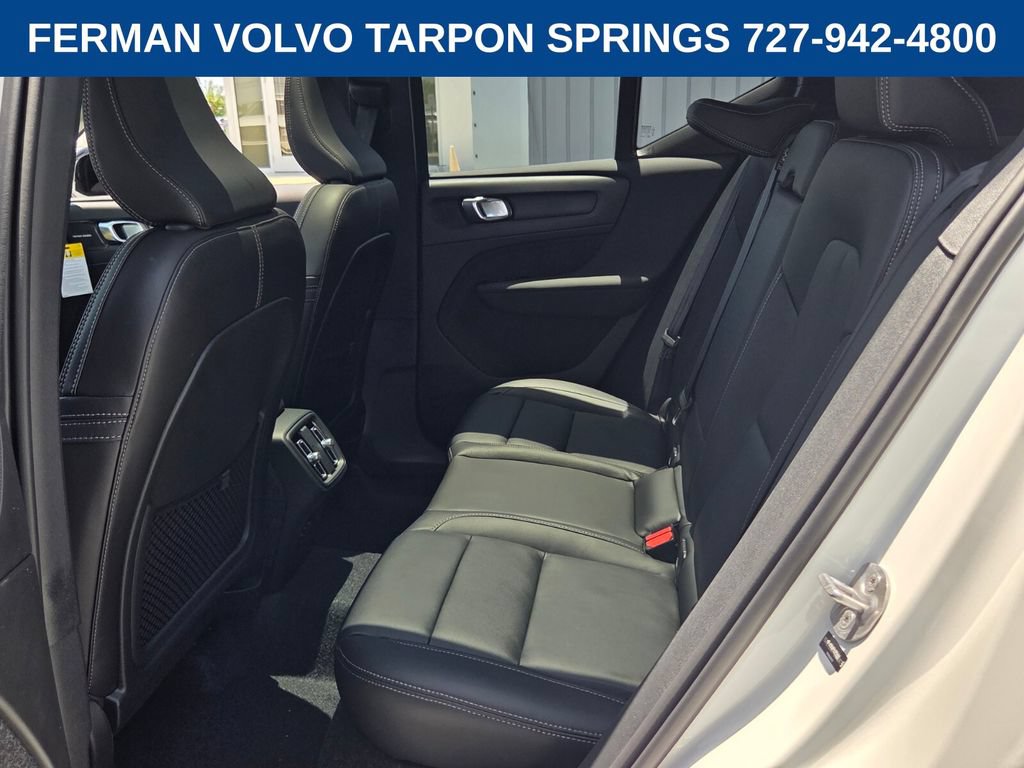 New 2026 Volvo XC40 B5 Plus w/ Climate Package AWD/4WD image 12