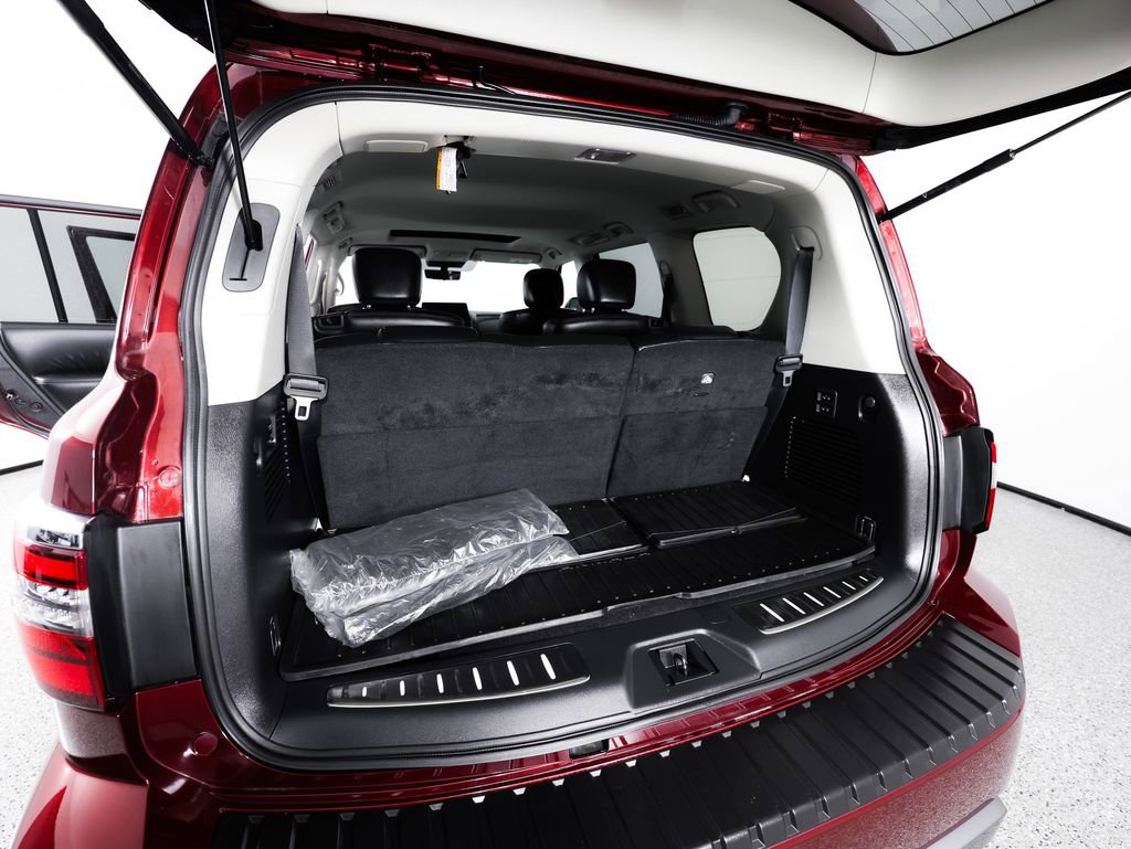 Used 2024 Nissan Armada Platinum w/ Captain's Chairs Package AWD/4WD image 14