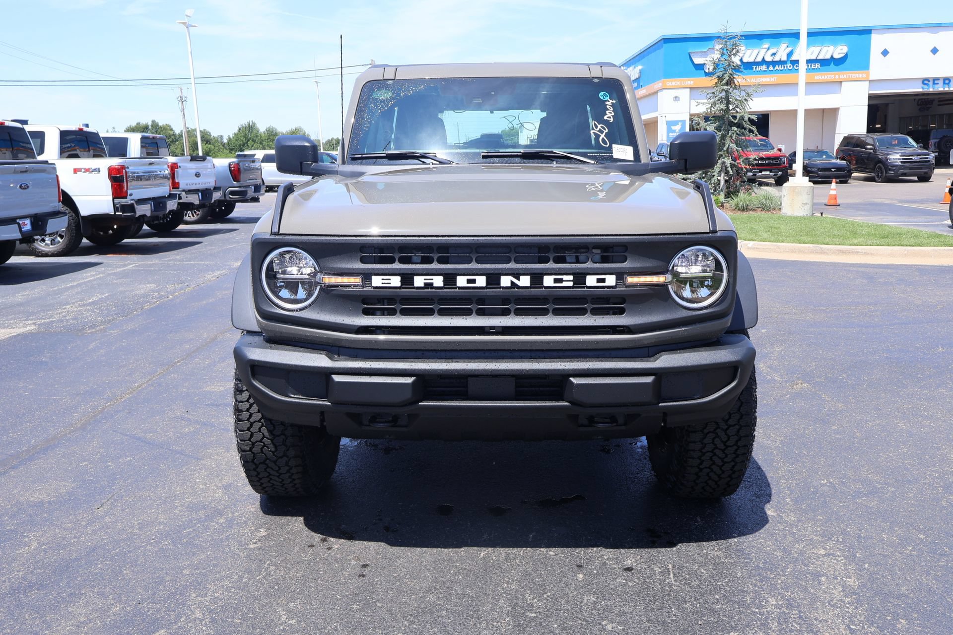 New 2026 Ford Bronco 2-Door w/ Sasquatch Package AWD/4WD image 10