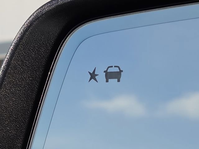 Certified 2023 GMC Acadia Denali w/ Denali Ultimate Package image 13