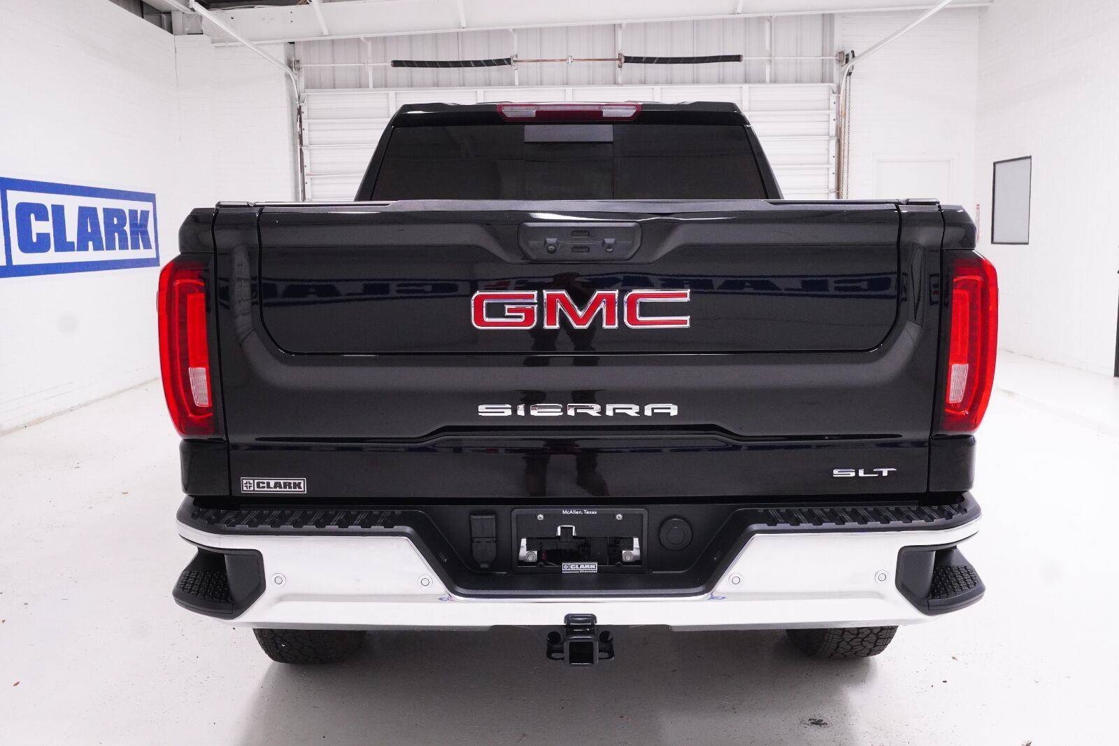 Used 2024 GMC Sierra 1500 SLT RWD image 31