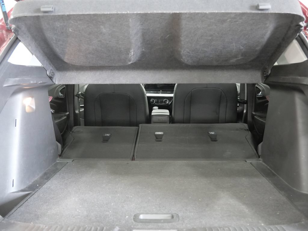 Used 2024 Chevrolet Trax LT w/ Driver Confidence Package FWD image 26