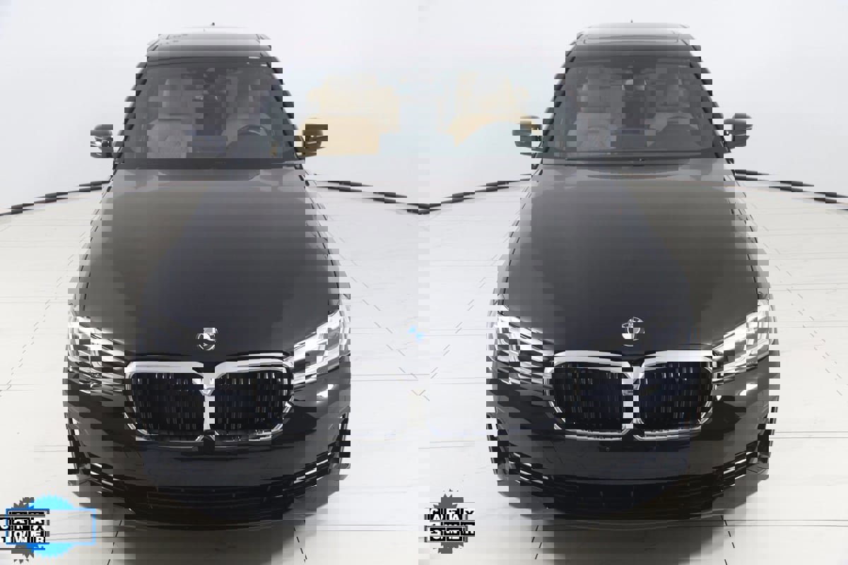 Used 2022 BMW 540i xDrive w/ M Sport Package image 60