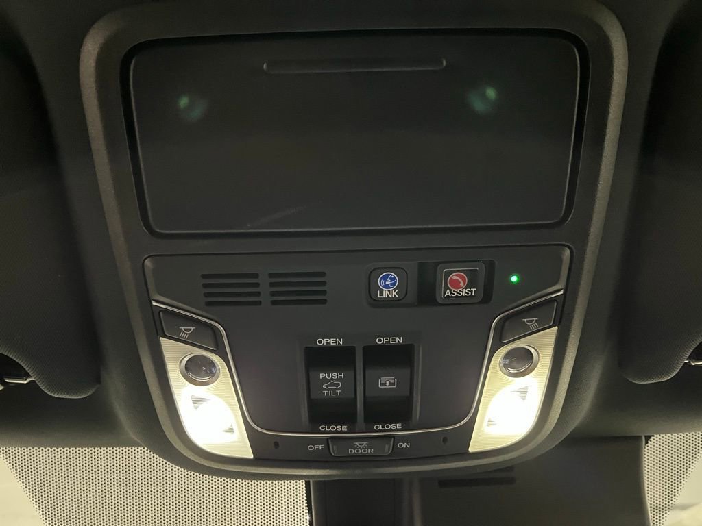 Used 2022 Honda Pilot Black Edition image 9