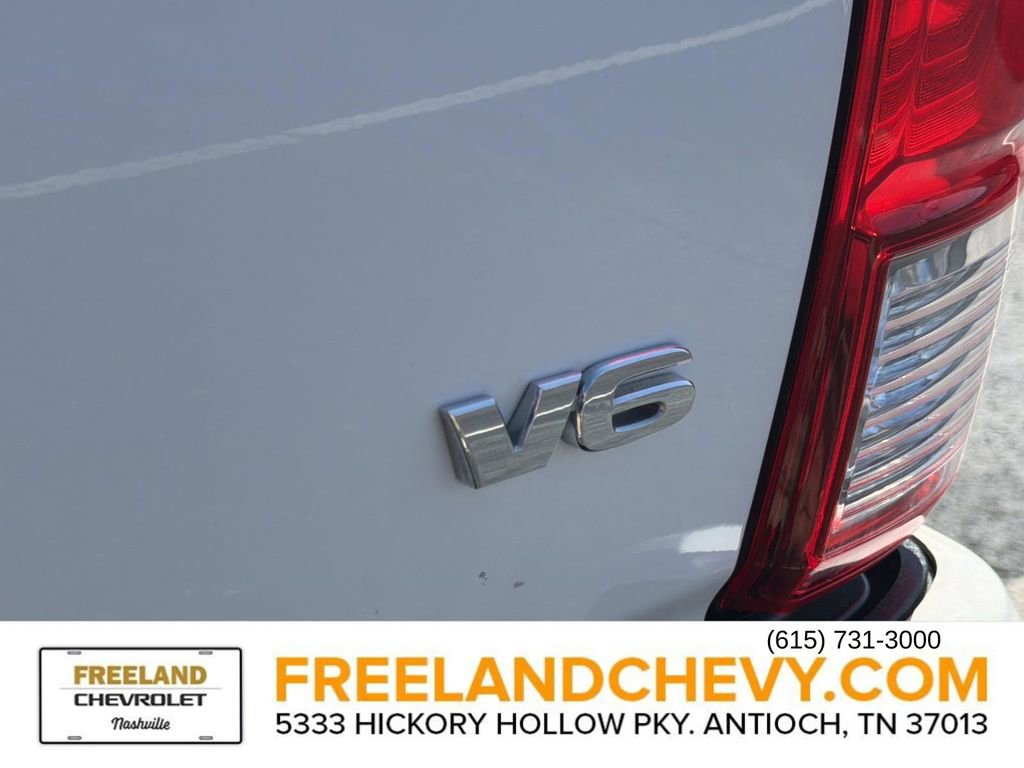 Used 2017 Toyota Tacoma TRD Sport w/ Tow Package (A/T) image 15