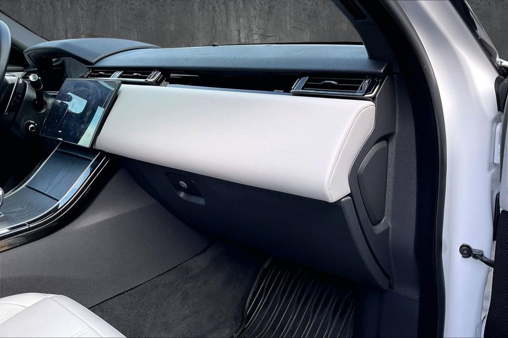 Certified 2026 Land Rover Range Rover Velar S image 26