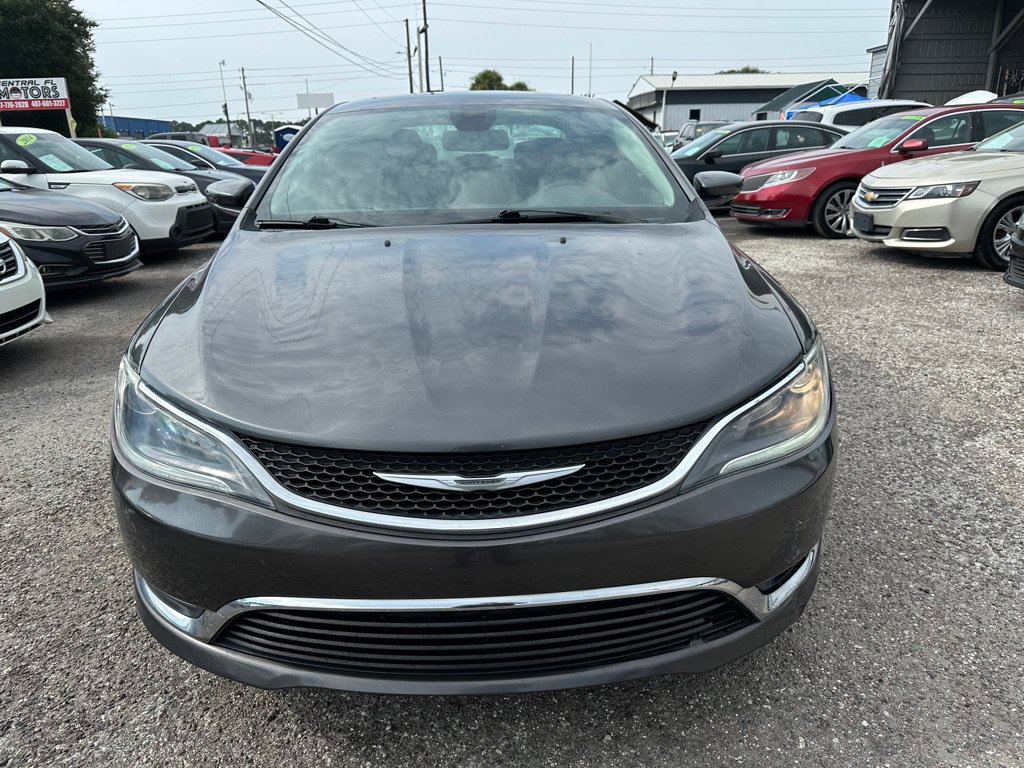 Used 2016 Chrysler 200 Limited w/ Anniversary Edition FWD image 2