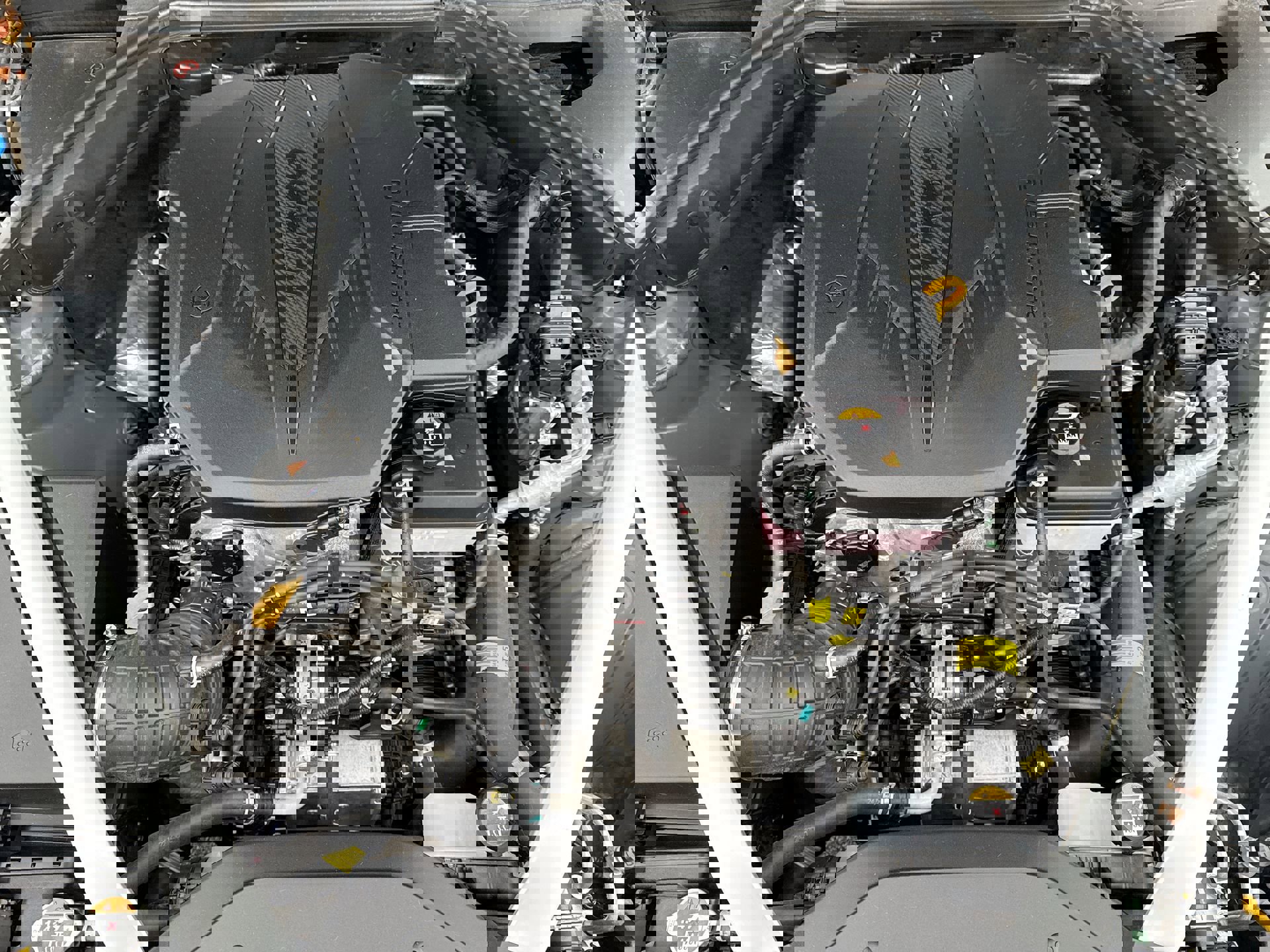 Used 2025 Genesis G70 2.5T image 17