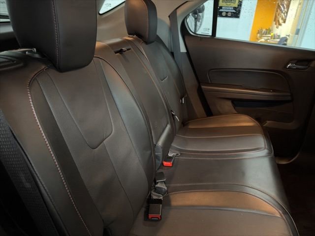 Used 2016 Chevrolet Equinox LTZ w/ Enhanced Convenience Package image 30