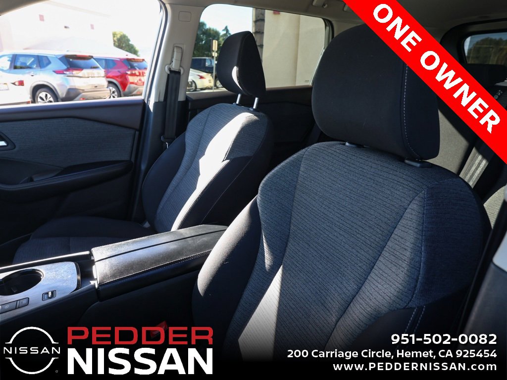 Used 2023 Nissan Rogue SV image 15