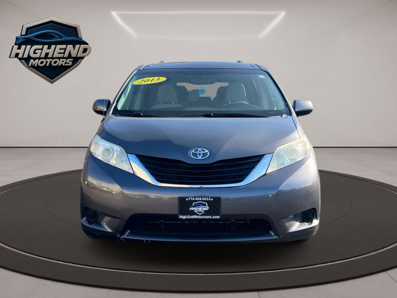 Used 2013 Toyota Sienna LE image 9