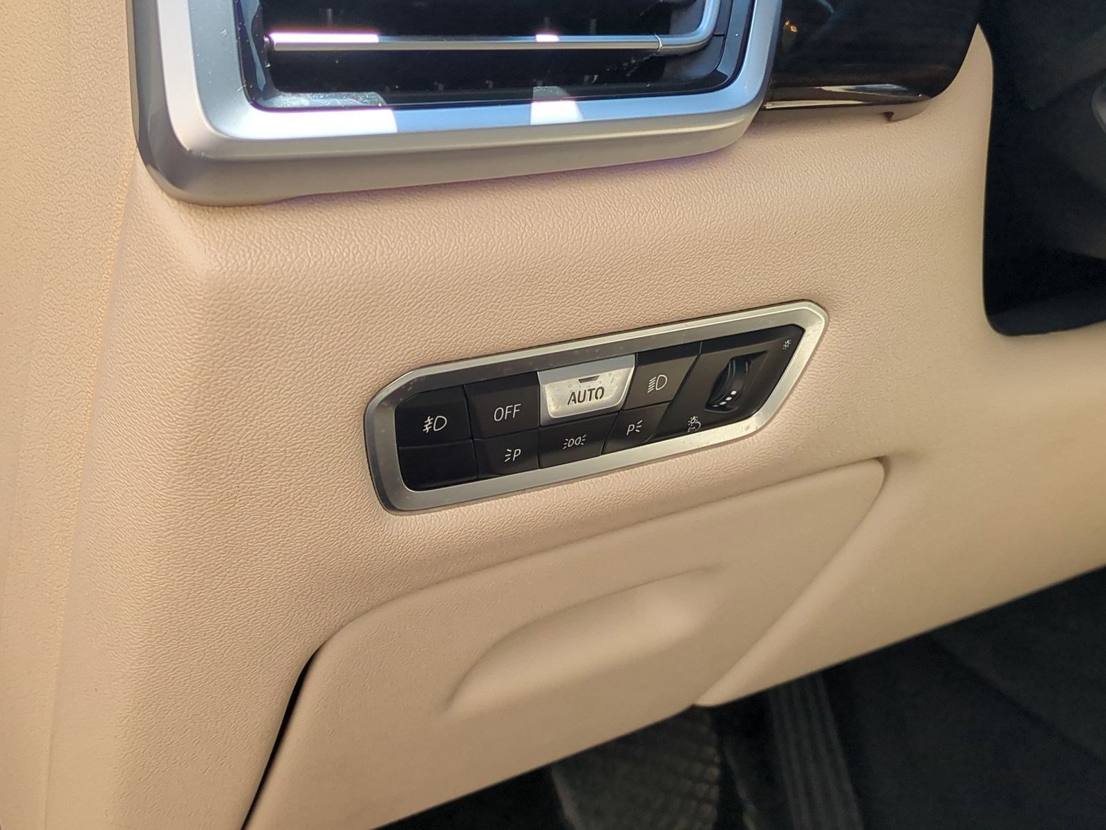 Used 2019 BMW X5 xDrive40i image 16