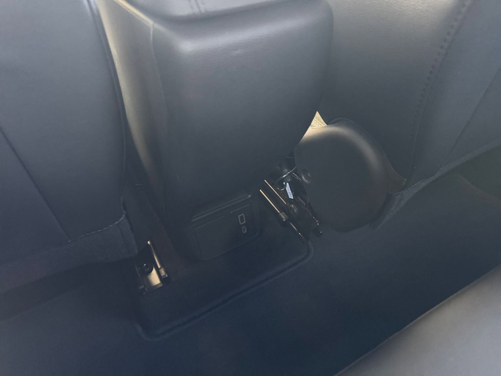 Used 2025 Buick Encore GX Preferred image 22