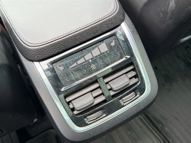 Used 2021 Volvo XC90 T6 Momentum w/ Climate Package image 26