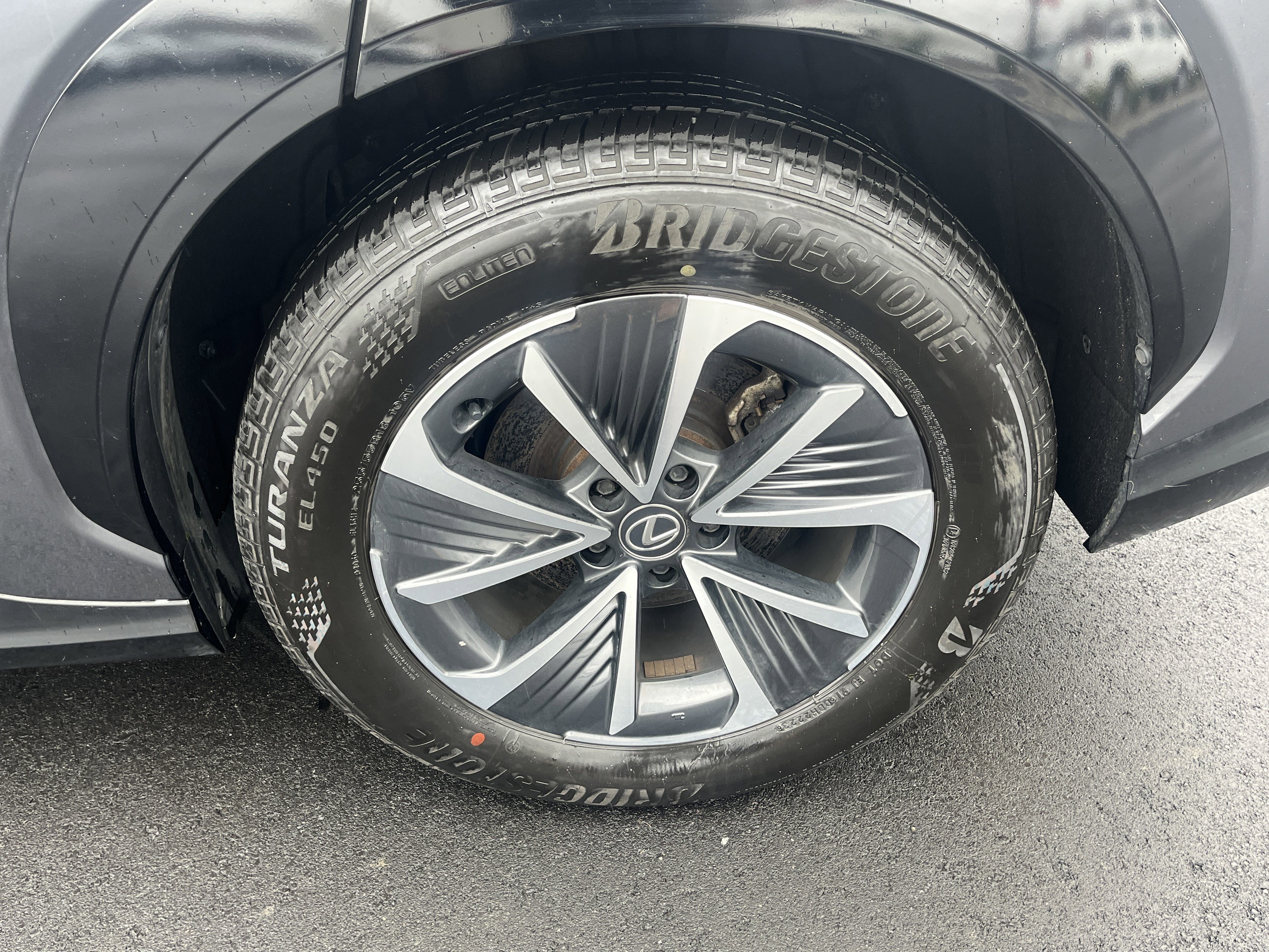 Used 2023 Lexus RZ 450e Premium w/ Technology Package image 10