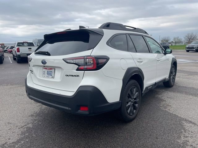 Used 2025 Subaru Outback Onyx Edition AWD/4WD image 14