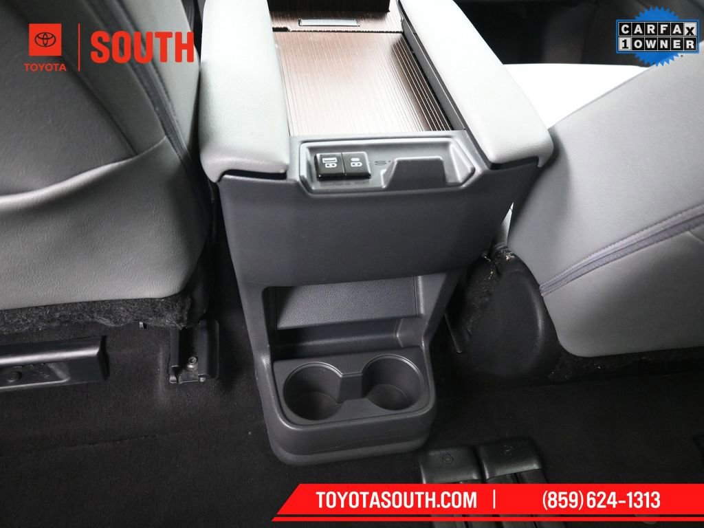 Used 2023 Toyota Sienna XLE image 28