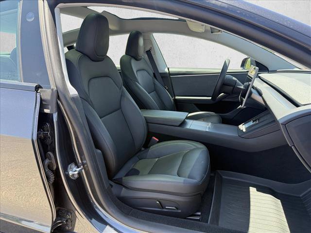 Used 2025 Tesla Model 3 Long Range RWD image 13