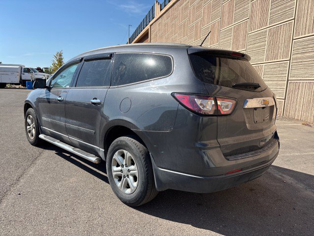 Used 2014 Chevrolet Traverse LS image 3