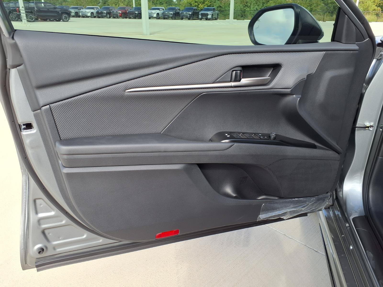 New 2026 Toyota Camry SE w/ Convenience Package FWD image 25