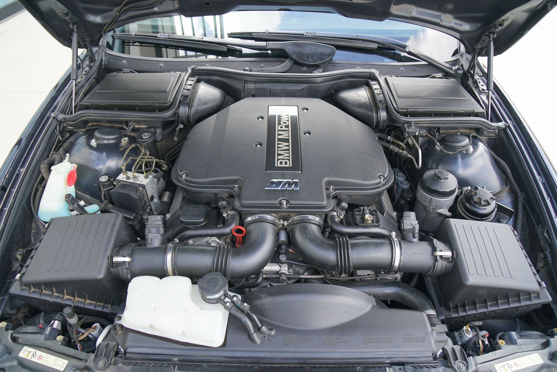 Used 2003 BMW M5 image 16