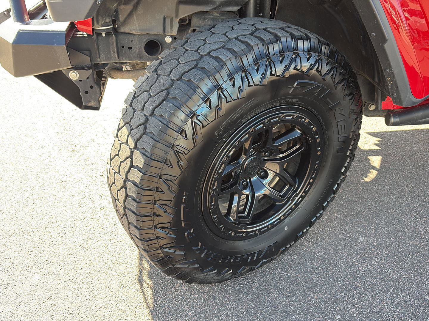 Used 2020 Jeep Gladiator Sport w/ Quick Order Package 24S image 9