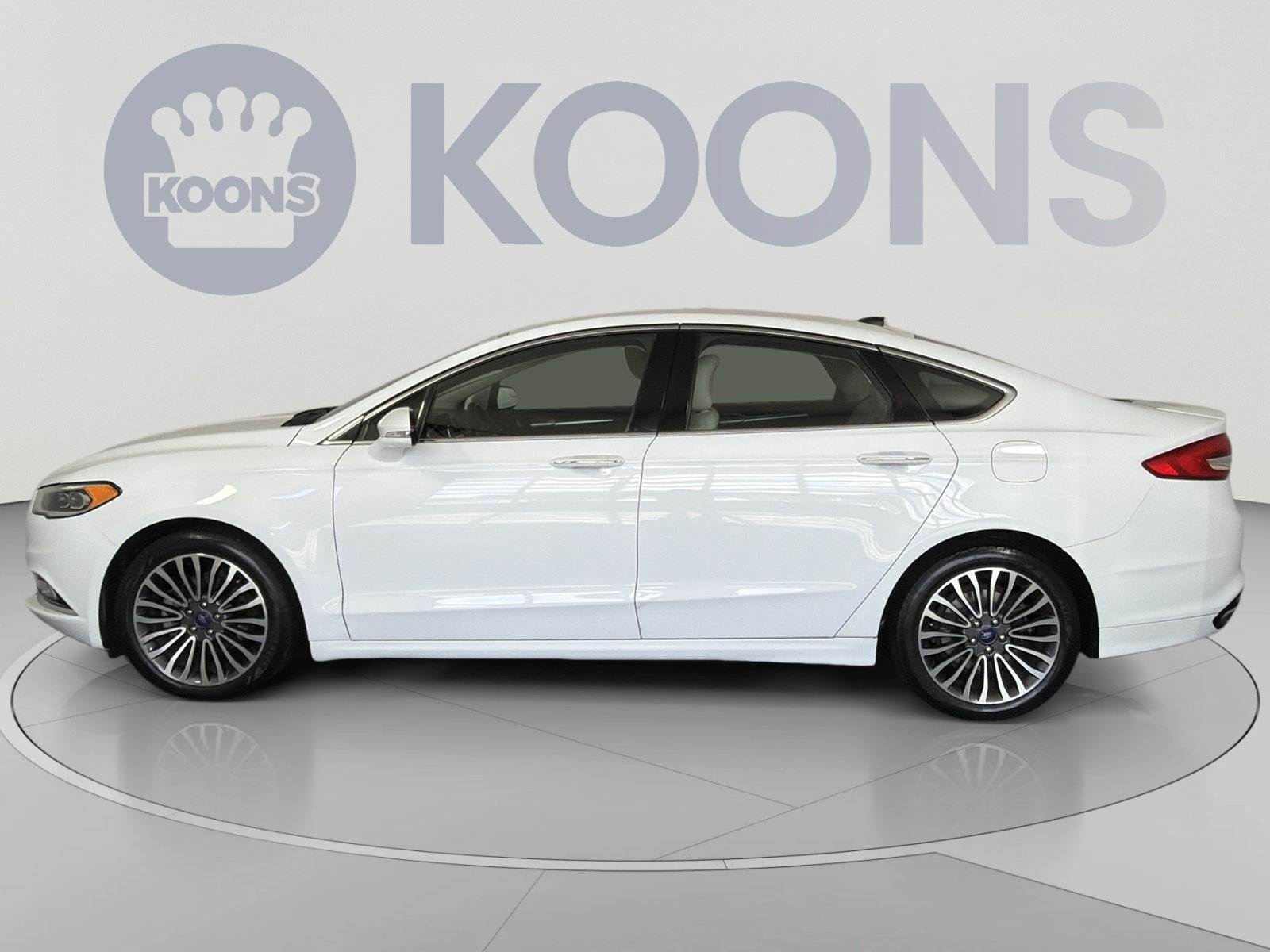 Used 2017 Ford Fusion Titanium FWD image 2