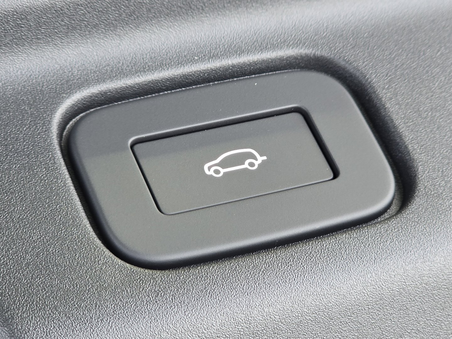 New 2026 Land Rover Range Rover Long Wheelbase SE image 31