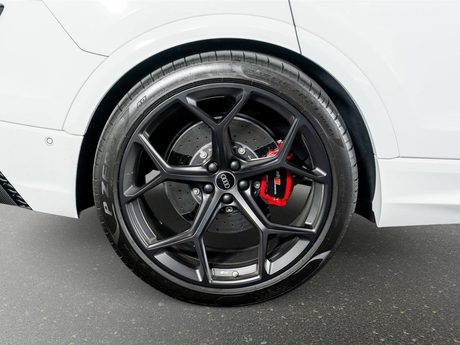 Used 2025 Audi RS Q8 performance image 9