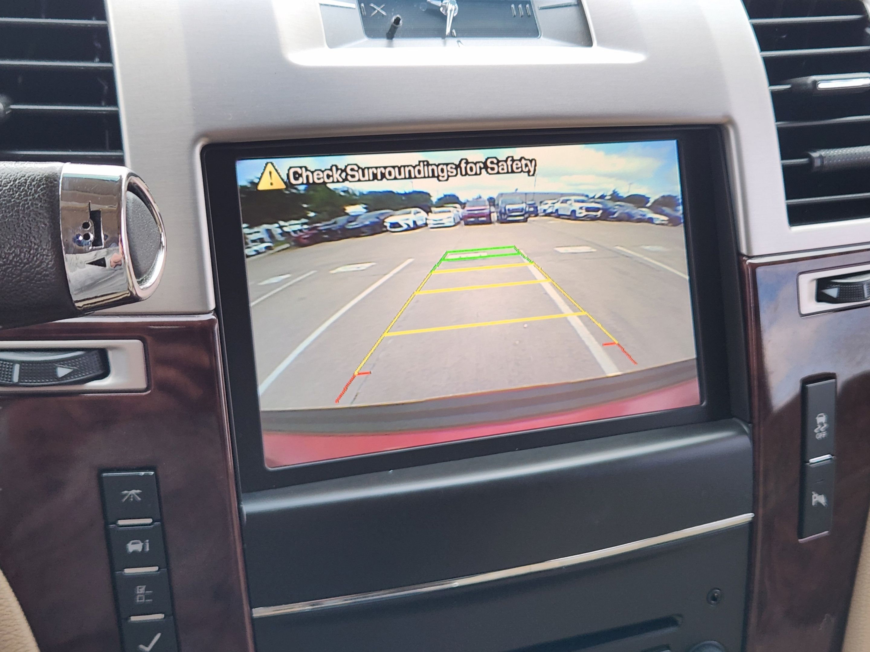 Used 2014 Cadillac Escalade Premium AWD/4WD image 11