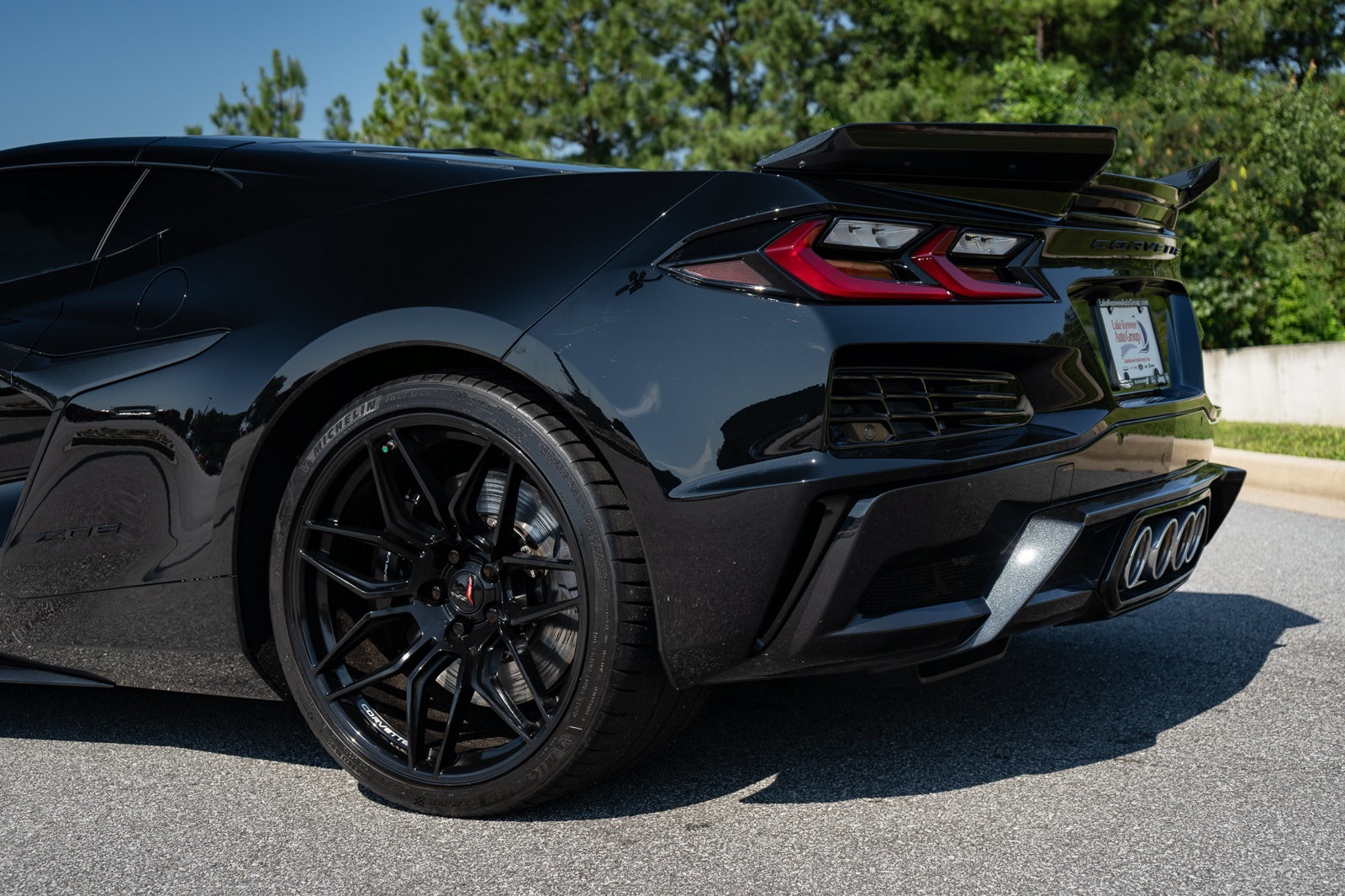 Used 2023 Chevrolet Corvette Z06 RWD image 37