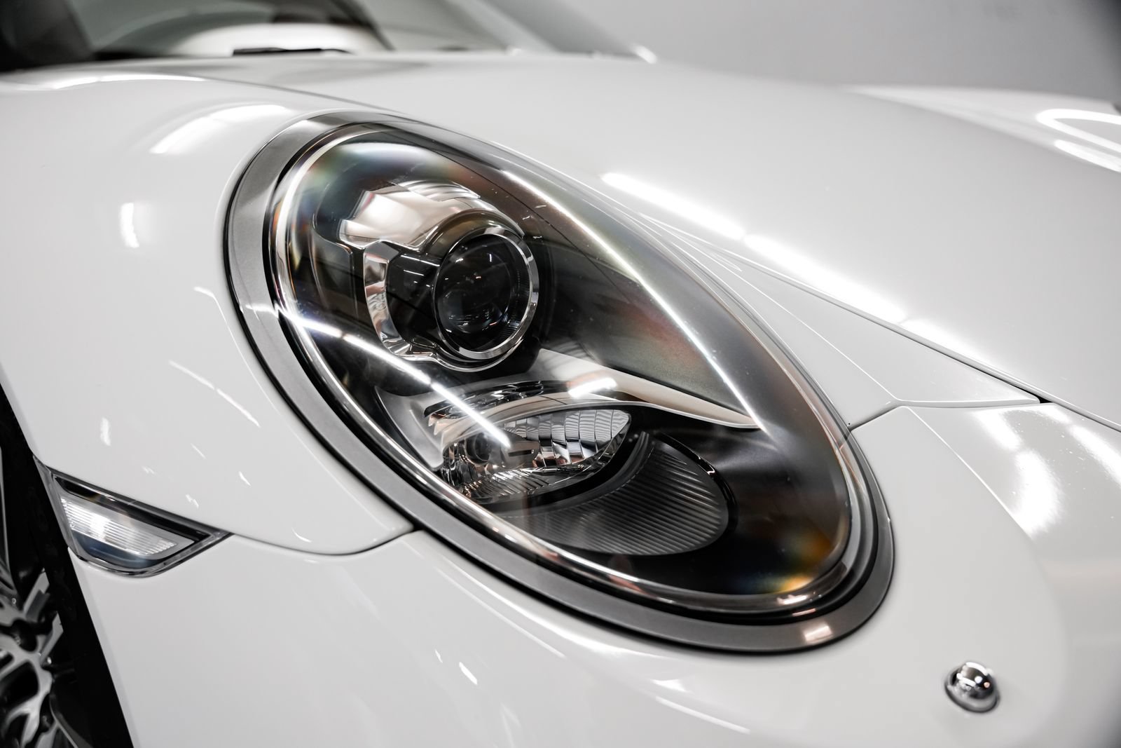 Used 2015 Porsche 911 Targa 4S AWD/4WD image 40