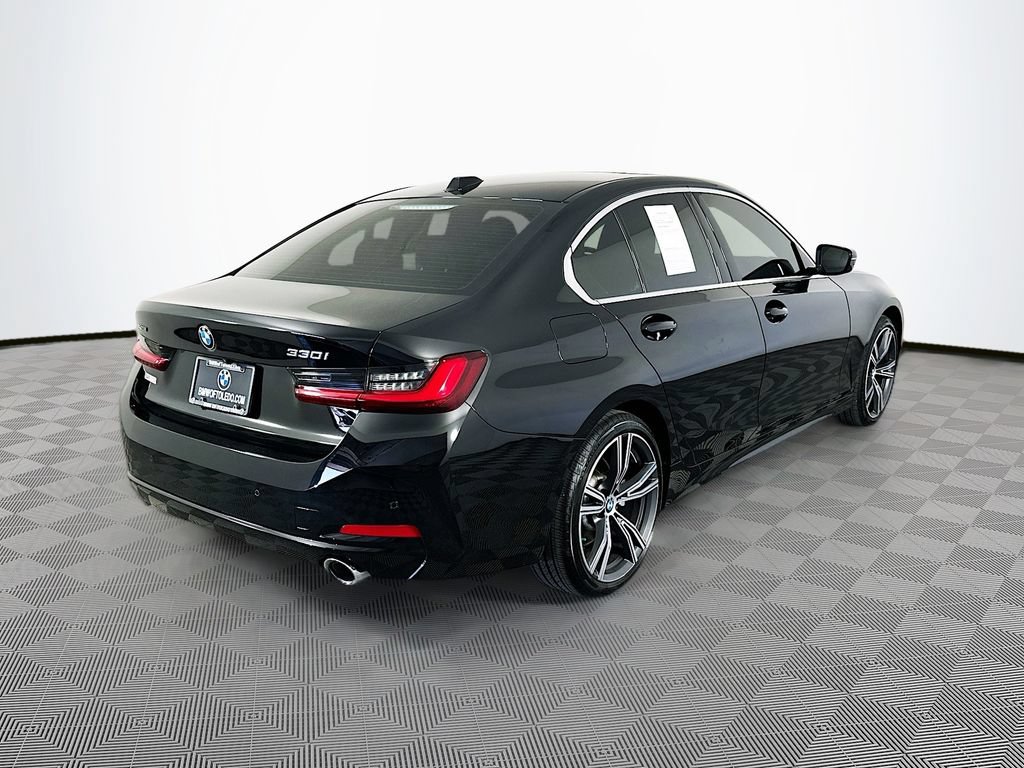 Used 2024 BMW 330i xDrive Sedan w/ Convenience Package AWD/4WD image 9