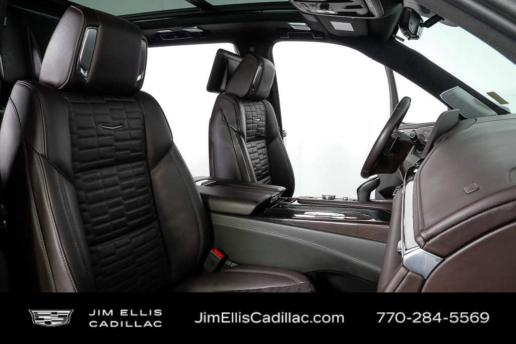 Used 2023 Cadillac Escalade Sport Platinum w/ LPO, ONYX Package image 24