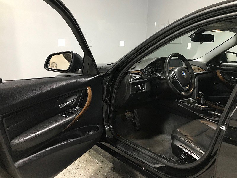 Used 2015 BMW 328i Sedan w/ Premium Package RWD image 9