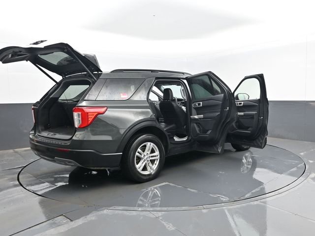 Used 2022 Ford Explorer XLT w/ Equipment Group 202A image 31