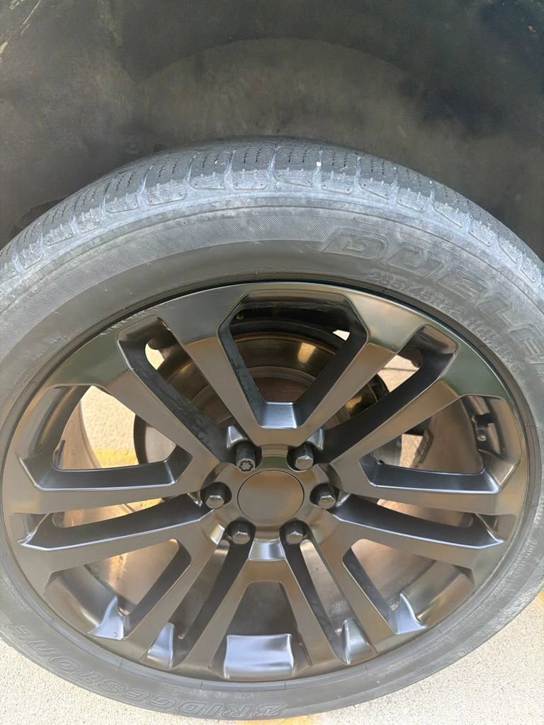 Used 2016 Chevrolet Tahoe LTZ AWD/4WD image 11