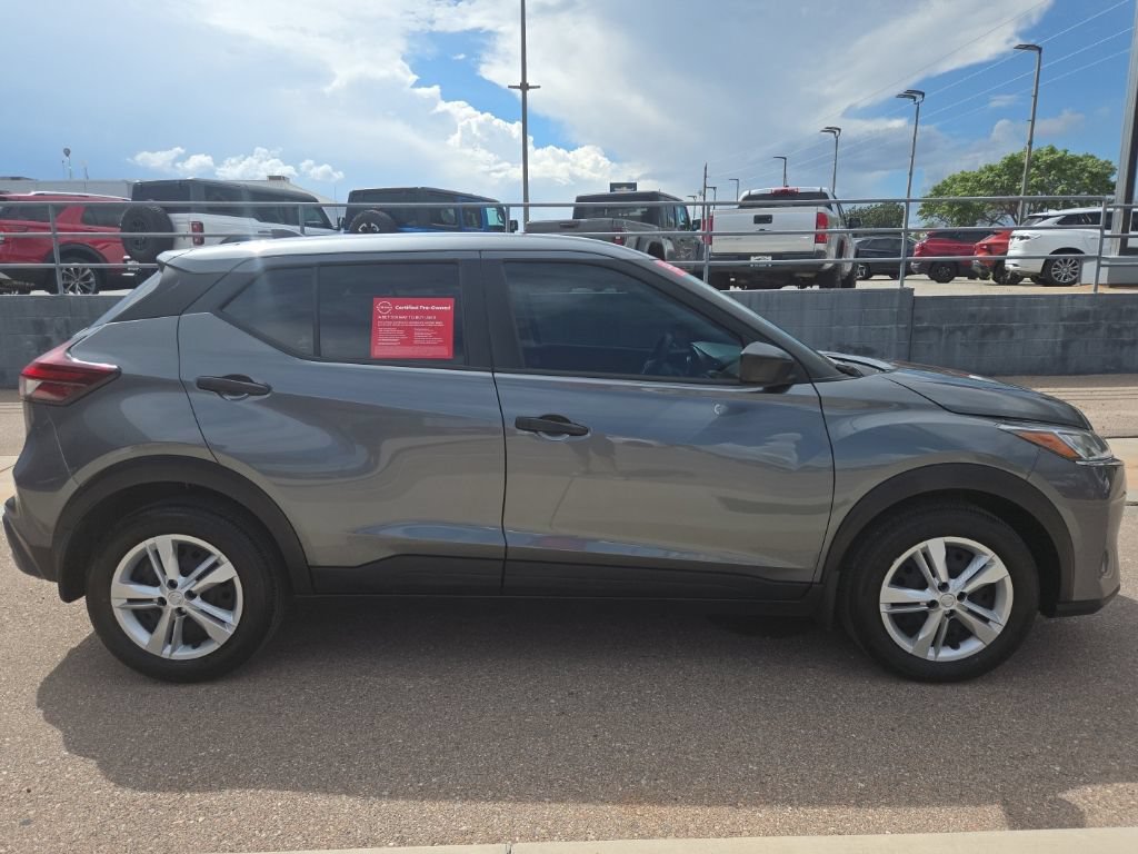 Used 2025 Nissan Kicks Play S FWD image 4