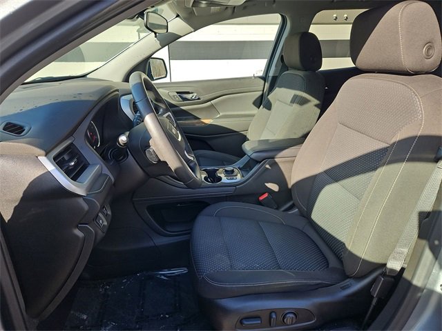 Used 2023 GMC Acadia SLE w/ Driver Convenience Package image 19