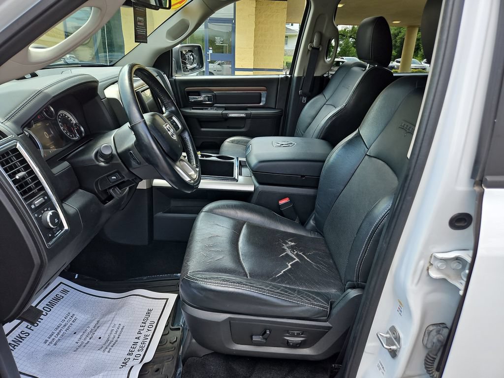 Used 2014 RAM 1500 Laramie w/ Convenience Group AWD/4WD image 10