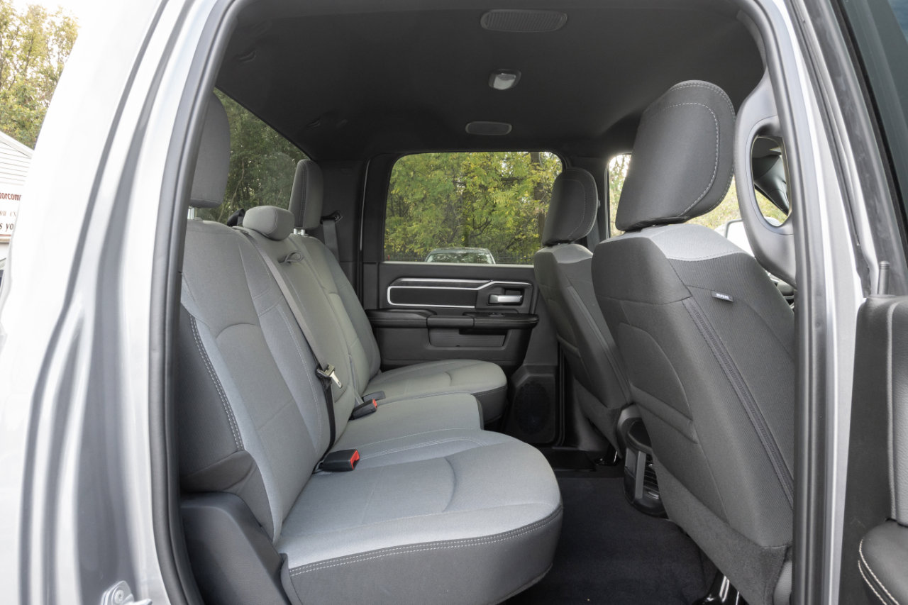 Used 2024 RAM 2500 Big Horn w/ Bed Utility Group image 35