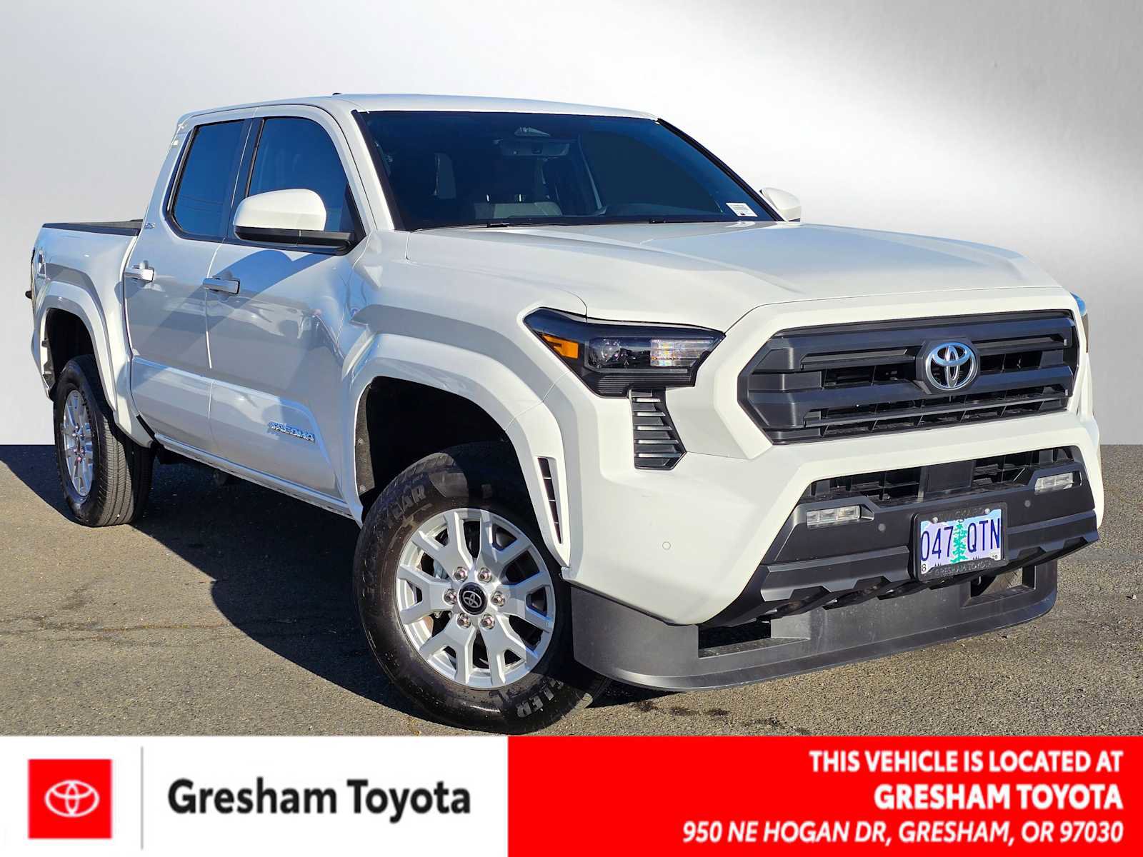 Certified 2025 Toyota Tacoma SR5 image 1