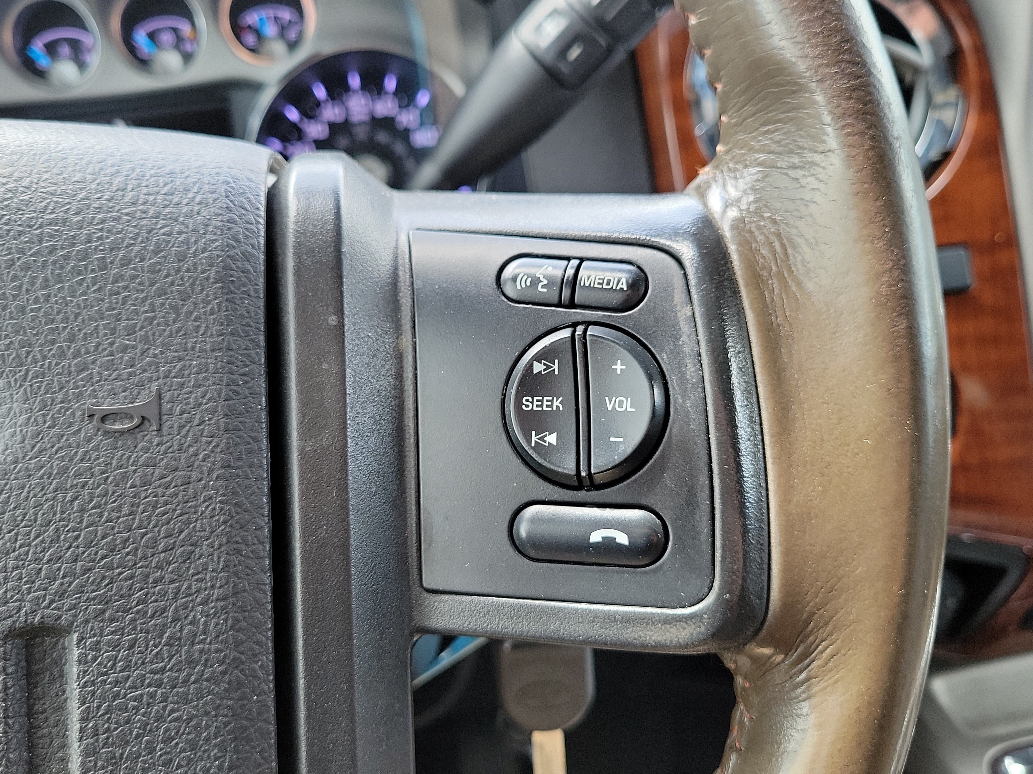 Used 2015 Ford F350 King Ranch w/ FX4 Off-Road Package AWD/4WD image 31