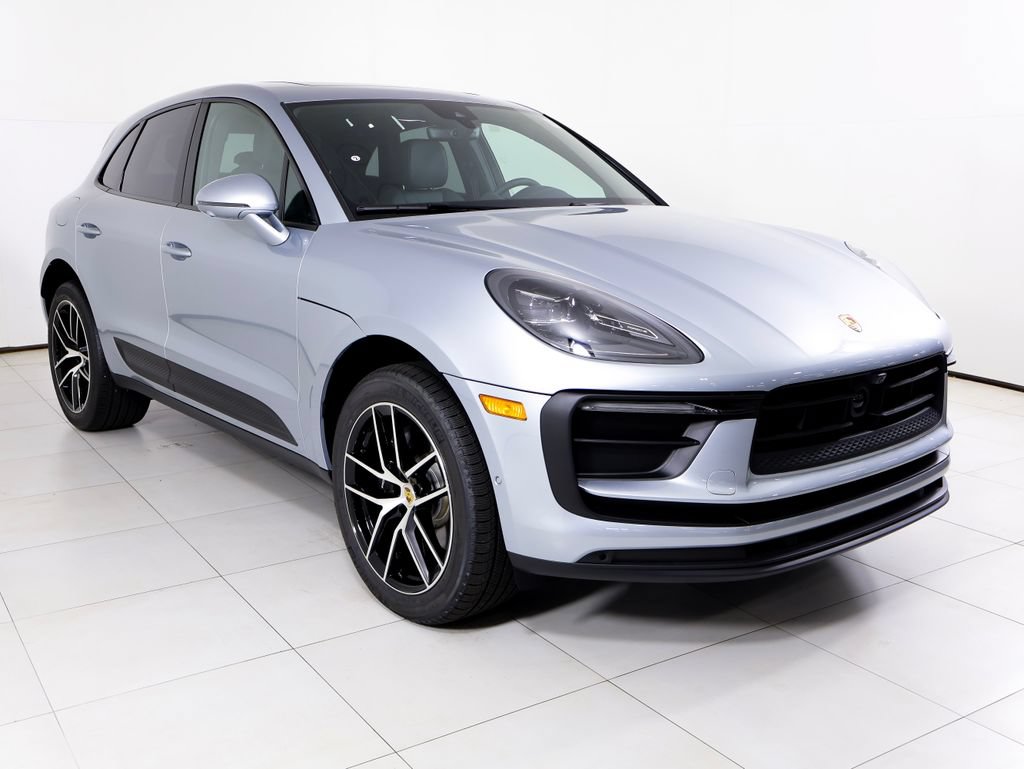 New 2026 Porsche Macan AWD/4WD image 28