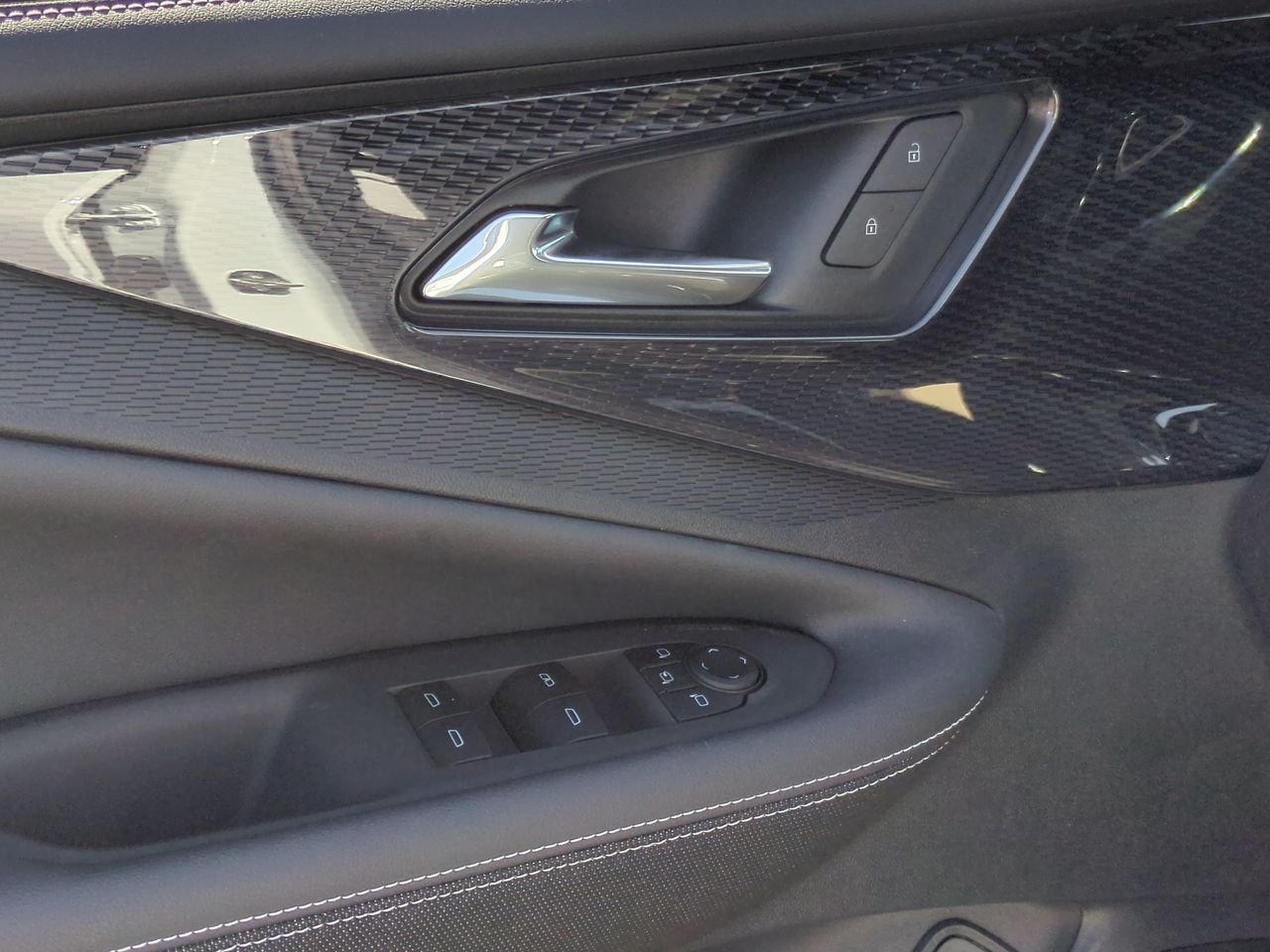 New 2026 Chevrolet Blazer EV LT FWD image 23