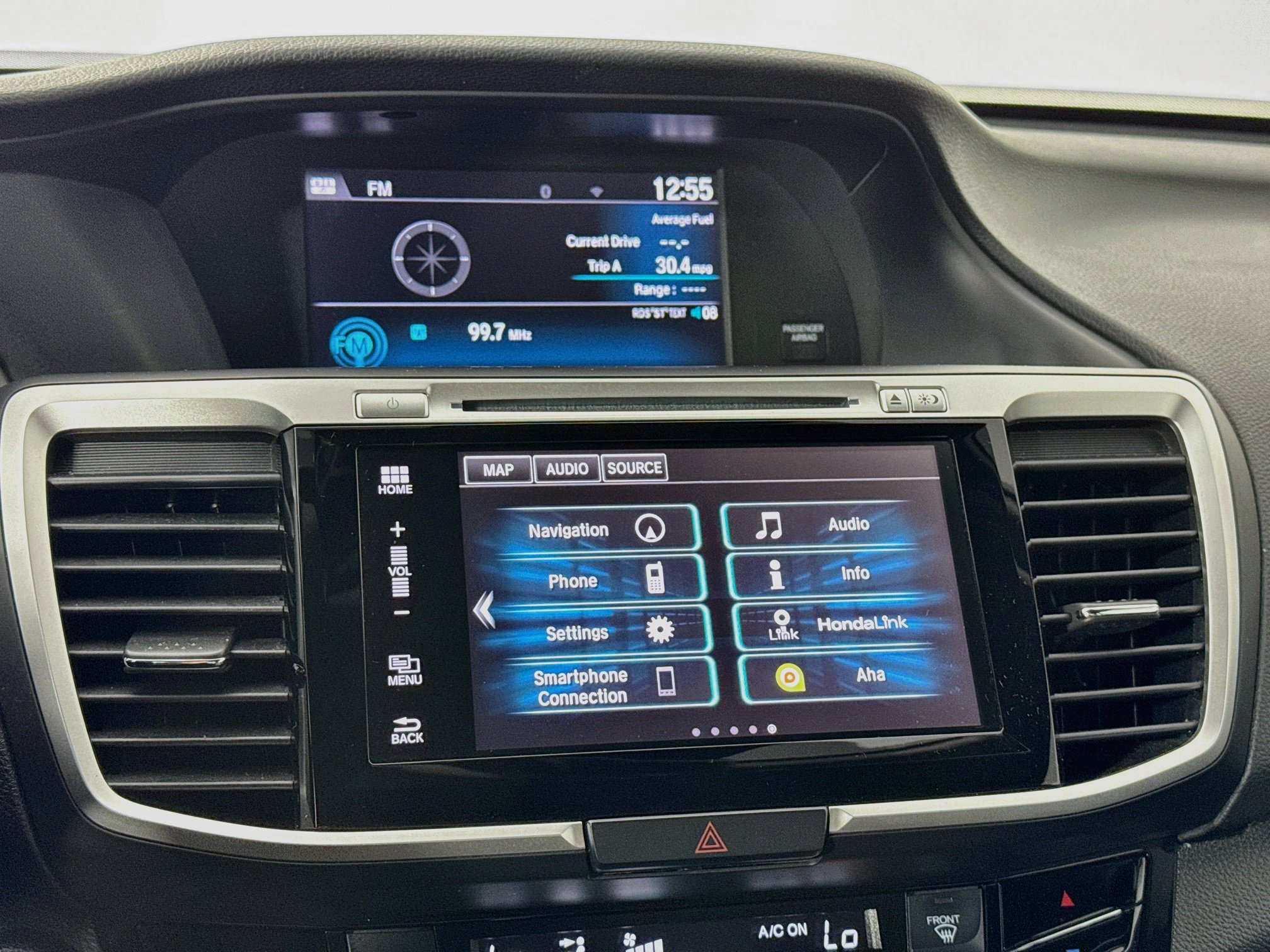 Used 2017 Honda Accord Touring image 15