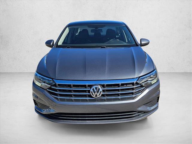 Used 2019 Volkswagen Jetta SE FWD image 2